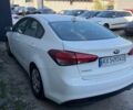 Белый Киа Форте, объемом двигателя 2 л и пробегом 190 тыс. км за 8000 $, фото 11 на Automoto.ua