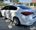 Белый Киа Форте, объемом двигателя 2 л и пробегом 240 тыс. км за 8500 $, фото 3 на Automoto.ua