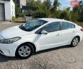 Білий Кіа Форте, об'ємом двигуна 2 л та пробігом 198 тис. км за 11100 $, фото 6 на Automoto.ua