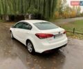 Білий Кіа Форте, об'ємом двигуна 2 л та пробігом 130 тис. км за 9850 $, фото 4 на Automoto.ua