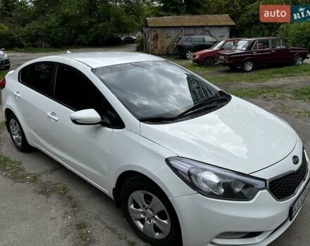 Белый Киа Форте, объемом двигателя 1.8 л и пробегом 178 тыс. км за 8300 $, фото 28 на Automoto.ua