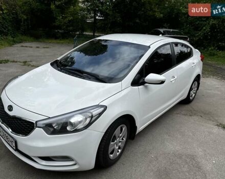 Белый Киа Форте, объемом двигателя 1.8 л и пробегом 178 тыс. км за 8300 $, фото 11 на Automoto.ua