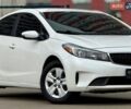 Білий Кіа Форте, об'ємом двигуна 2 л та пробігом 221 тис. км за 8900 $, фото 2 на Automoto.ua