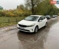 Білий Кіа Форте, об'ємом двигуна 2 л та пробігом 130 тис. км за 9850 $, фото 1 на Automoto.ua