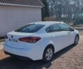 Белый Киа Форте, объемом двигателя 2 л и пробегом 156 тыс. км за 11000 $, фото 3 на Automoto.ua