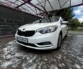 Белый Киа Форте, объемом двигателя 1.8 л и пробегом 178 тыс. км за 7600 $, фото 5 на Automoto.ua