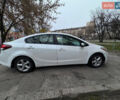 Білий Кіа Форте, об'ємом двигуна 2 л та пробігом 128 тис. км за 6400 $, фото 11 на Automoto.ua