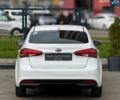Білий Кіа Форте, об'ємом двигуна 2 л та пробігом 221 тис. км за 8900 $, фото 8 на Automoto.ua