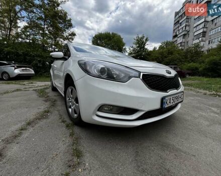 Белый Киа Форте, объемом двигателя 1.8 л и пробегом 178 тыс. км за 8300 $, фото 24 на Automoto.ua