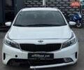 Білий Кіа Форте, об'ємом двигуна 2 л та пробігом 130 тис. км за 5500 $, фото 1 на Automoto.ua