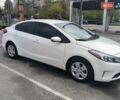 Белый Киа Форте, объемом двигателя 2 л и пробегом 128 тыс. км за 9500 $, фото 2 на Automoto.ua