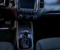 Белый Киа Форте, объемом двигателя 2 л и пробегом 237 тыс. км за 10200 $, фото 5 на Automoto.ua