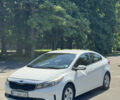 Білий Кіа Форте, об'ємом двигуна 2 л та пробігом 97 тис. км за 9200 $, фото 7 на Automoto.ua