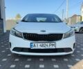 Белый Киа Форте, объемом двигателя 2 л и пробегом 157 тыс. км за 8700 $, фото 1 на Automoto.ua