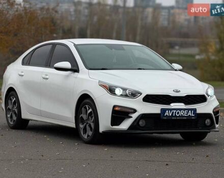 Белый Киа Форте, объемом двигателя 2 л и пробегом 128 тыс. км за 13500 $, фото 8 на Automoto.ua