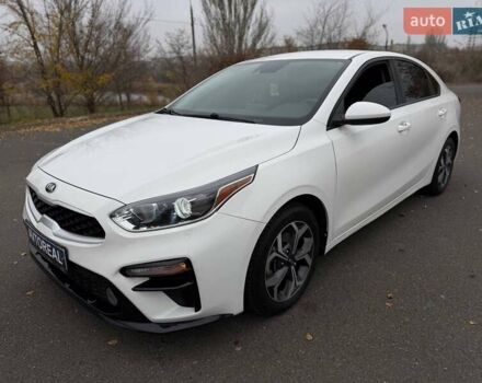 Белый Киа Форте, объемом двигателя 2 л и пробегом 128 тыс. км за 13500 $, фото 11 на Automoto.ua