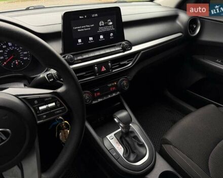 Белый Киа Форте, объемом двигателя 2 л и пробегом 128 тыс. км за 13500 $, фото 52 на Automoto.ua