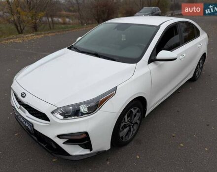 Белый Киа Форте, объемом двигателя 2 л и пробегом 128 тыс. км за 13500 $, фото 12 на Automoto.ua