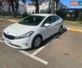 Белый Киа Форте, объемом двигателя 2 л и пробегом 68 тыс. км за 11000 $, фото 1 на Automoto.ua