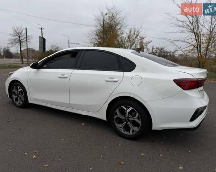 Белый Киа Форте, объемом двигателя 2 л и пробегом 128 тыс. км за 13500 $, фото 32 на Automoto.ua