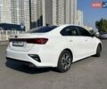 Белый Киа Форте, объемом двигателя 2 л и пробегом 57 тыс. км за 15800 $, фото 3 на Automoto.ua