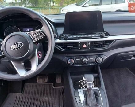 Белый Киа Форте, объемом двигателя 2 л и пробегом 57 тыс. км за 15800 $, фото 5 на Automoto.ua