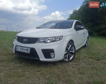 Білий Кіа Форте, об'ємом двигуна 2 л та пробігом 187 тис. км за 8500 $, фото 1 на Automoto.ua