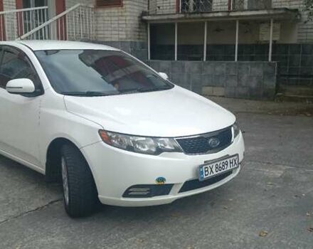 Білий Кіа Форте, об'ємом двигуна 2 л та пробігом 213 тис. км за 7400 $, фото 1 на Automoto.ua