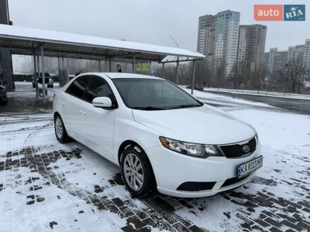 Білий Кіа Форте, об'ємом двигуна 2 л та пробігом 192 тис. км за 7500 $, фото 1 на Automoto.ua