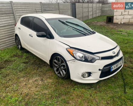 Белый Киа Форте, объемом двигателя 1.6 л и пробегом 127 тыс. км за 2500 $, фото 1 на Automoto.ua