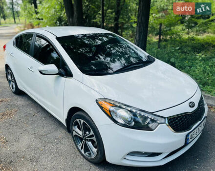 Білий Кіа Форте, об'ємом двигуна 2 л та пробігом 120 тис. км за 9300 $, фото 1 на Automoto.ua