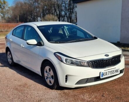 Белый Киа Форте, объемом двигателя 2 л и пробегом 156 тыс. км за 11000 $, фото 1 на Automoto.ua