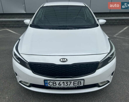 Белый Киа Форте, объемом двигателя 2 л и пробегом 135 тыс. км за 9950 $, фото 1 на Automoto.ua