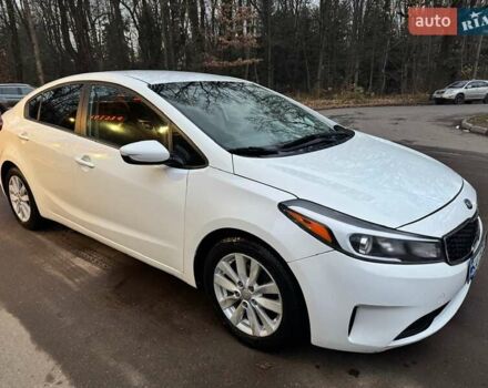 Білий Кіа Форте, об'ємом двигуна 2 л та пробігом 159 тис. км за 9000 $, фото 1 на Automoto.ua