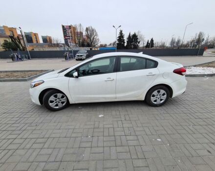 Белый Киа Форте, объемом двигателя 2 л и пробегом 66 тыс. км за 12500 $, фото 1 на Automoto.ua