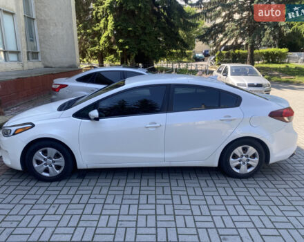 Белый Киа Форте, объемом двигателя 2 л и пробегом 155 тыс. км за 12200 $, фото 1 на Automoto.ua