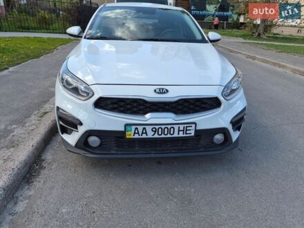 Білий Кіа Форте, об'ємом двигуна 2 л та пробігом 57 тис. км за 14700 $, фото 1 на Automoto.ua