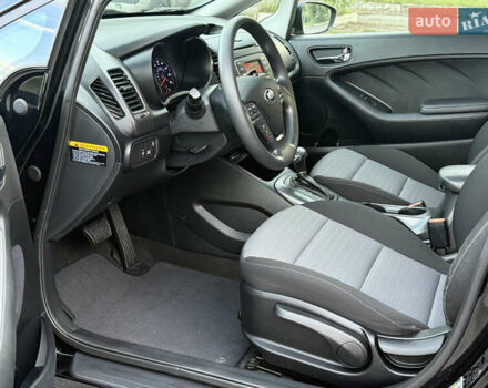 Черный Киа Форте, объемом двигателя 2 л и пробегом 67 тыс. км за 11300 $, фото 7 на Automoto.ua