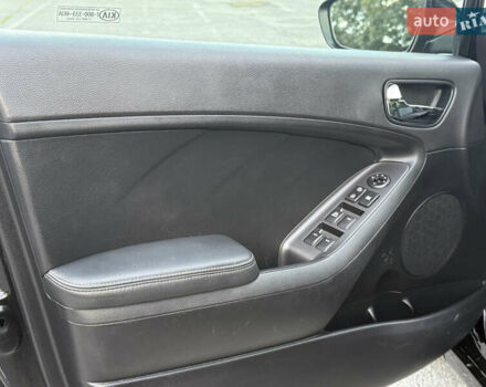 Черный Киа Форте, объемом двигателя 2 л и пробегом 67 тыс. км за 11300 $, фото 11 на Automoto.ua