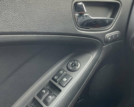 Черный Киа Форте, объемом двигателя 1.6 л и пробегом 150 тыс. км за 9777 $, фото 10 на Automoto.ua