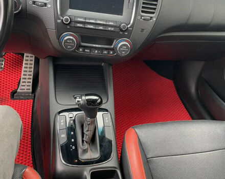 Черный Киа Форте, объемом двигателя 1.6 л и пробегом 150 тыс. км за 9777 $, фото 8 на Automoto.ua