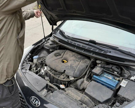 Черный Киа Форте, объемом двигателя 1.8 л и пробегом 141 тыс. км за 8500 $, фото 5 на Automoto.ua