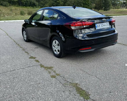 Чорний Кіа Форте, об'ємом двигуна 2 л та пробігом 77 тис. км за 10600 $, фото 3 на Automoto.ua
