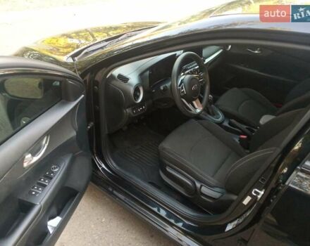 Черный Киа Форте, объемом двигателя 2 л и пробегом 130 тыс. км за 12100 $, фото 5 на Automoto.ua