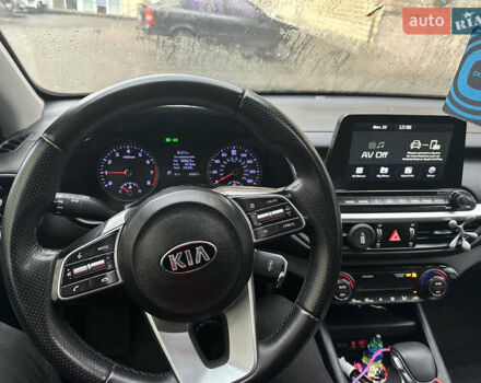 Чорний Кіа Форте, об'ємом двигуна 2 л та пробігом 138 тис. км за 11600 $, фото 12 на Automoto.ua