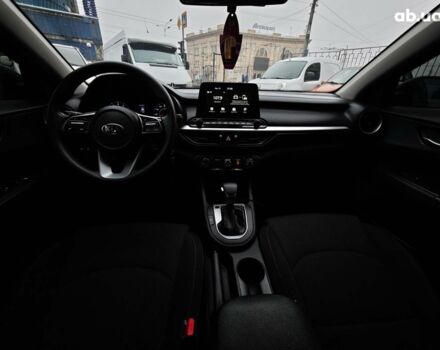 Черный Киа Форте, объемом двигателя 2 л и пробегом 84 тыс. км за 14690 $, фото 14 на Automoto.ua