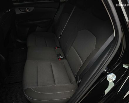 Черный Киа Форте, объемом двигателя 2 л и пробегом 84 тыс. км за 14690 $, фото 12 на Automoto.ua