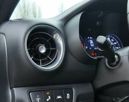 Чорний Кіа Форте, об'ємом двигуна 2 л та пробігом 67 тис. км за 15900 $, фото 11 на Automoto.ua