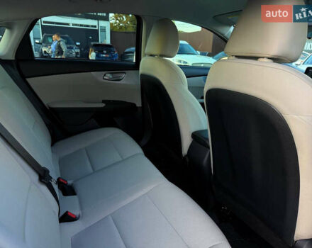 Черный Киа Форте, объемом двигателя 2 л и пробегом 52 тыс. км за 19500 $, фото 28 на Automoto.ua