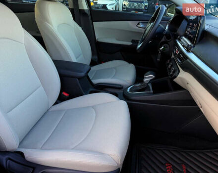 Черный Киа Форте, объемом двигателя 2 л и пробегом 52 тыс. км за 19500 $, фото 17 на Automoto.ua